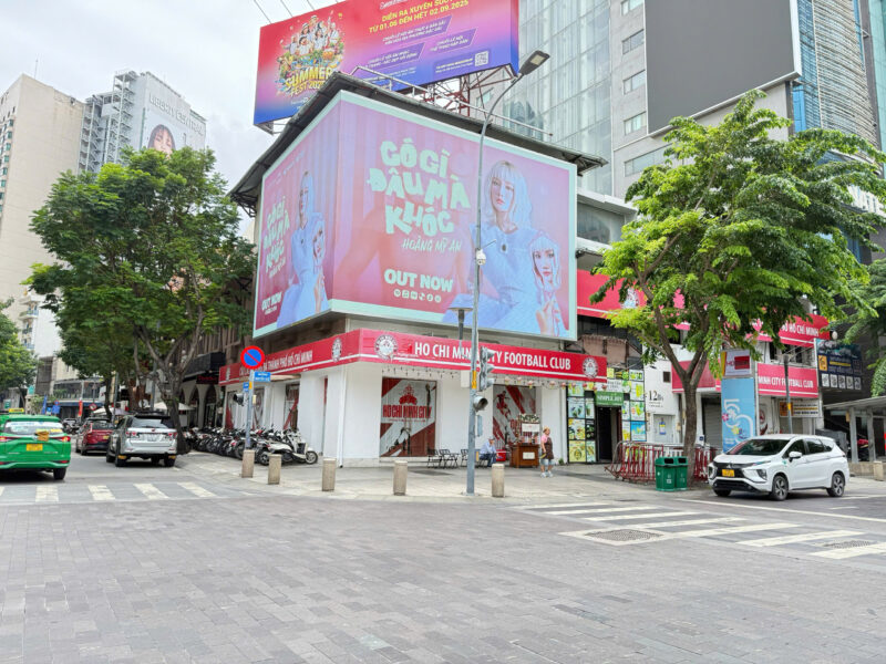 CHO THUÊ NHÀ GÓC 2 MẶT TIỀN SỐ 12 ĐƯỜNG NGUYỄN HUỆ, PHƯỜNG SÀI GÒN, HỒ CHÍ MINH