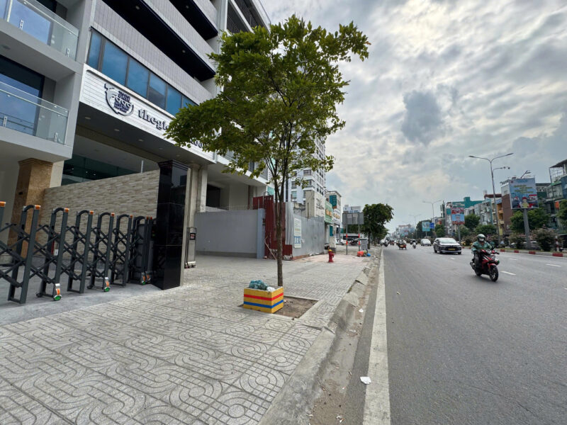 CHO THUÊ NHÀ MẶT TIỀN 129A-131A-131 CỘNG HÒA, PHƯỜNG 12, QUẬN TÂN BÌNH, HỒ CHÍ MINH