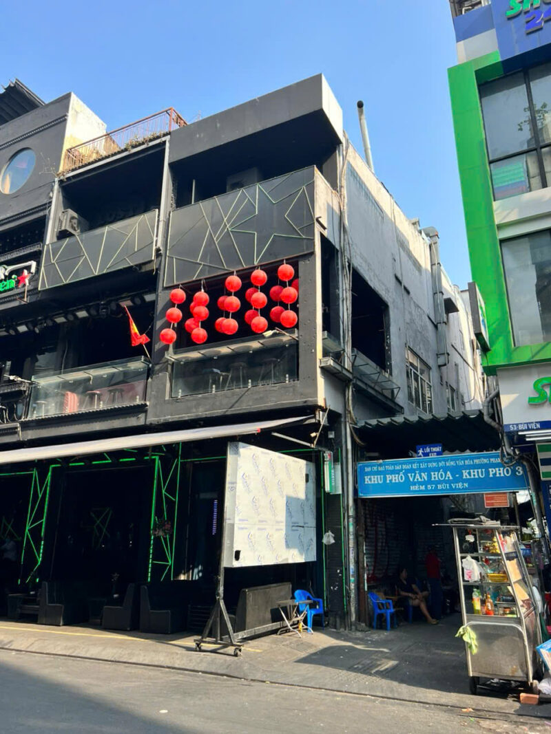 CHO THUÊ NHÀ GÓC 2 MẶT TIỀN SỐ 51 ĐƯỜNG BÙI VIỆN, PHƯỜNG PHẠM NGŨ LÃO, QUẬN 1, HỒ CHÍ MINH