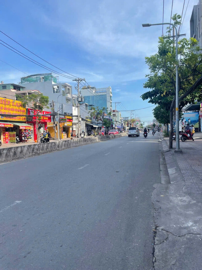 CHO THUÊ NHÀ MẶT TIỀN SỐ 365 ĐƯỜNG HUỲNH TẤN PHÁT, PHƯỜNG TÂN THUẬN ĐÔNG, QUẬN 7, HỒ CHÍ MINH