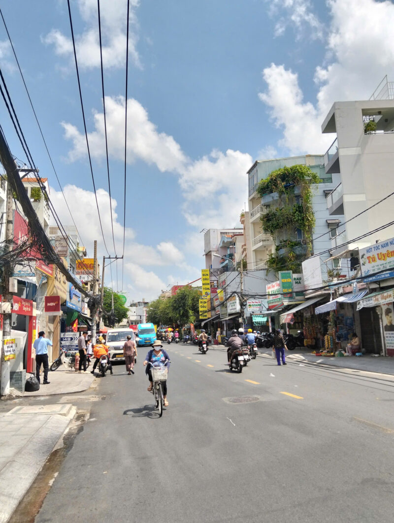 CHO THUÊ NHÀ MẶT TIỀN SỐ 212 LÊ QUANG ĐỊNH, PHƯỜNG 14, QUẬN BÌNH THẠNH, HỒ CHÍ MINH