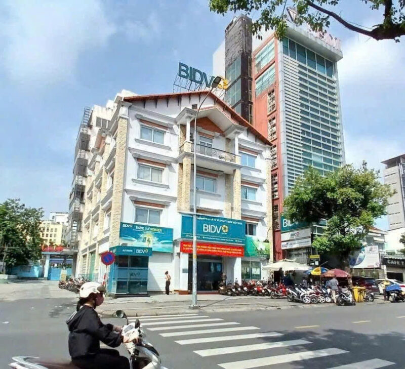 CHO THUÊ NHÀ GÓC 2 MẶT TIỀN SỐ 11 HOÀNG HOA THÁM, PHƯỜNG 6, QUẬN BÌNH THẠNH, HỒ CHÍ MINH