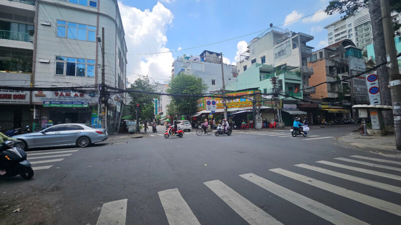CHO THUÊ NHÀ GÓC 2 MẶT TIỀN SỐ 29 ĐƯỜNG NGÔ QUYỀN, PHƯỜNG 6, QUẬN 10, HỒ CHÍ MINH