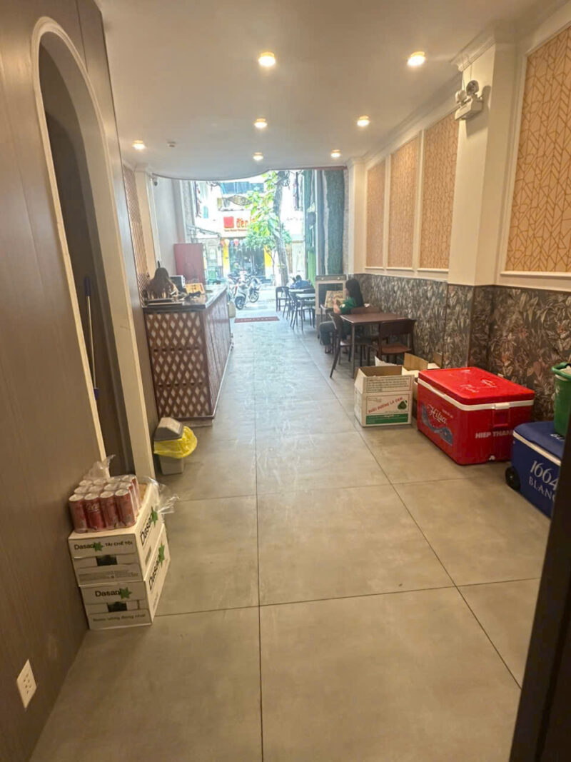 CHO THUÊ NHÀ MẶT TIỀN SỐ 121 ĐƯỜNG NGUYỄN TRÃI, PHƯỜNG BẾN NGHÉ, QUẬN 1, HỒ CHÍ MINH