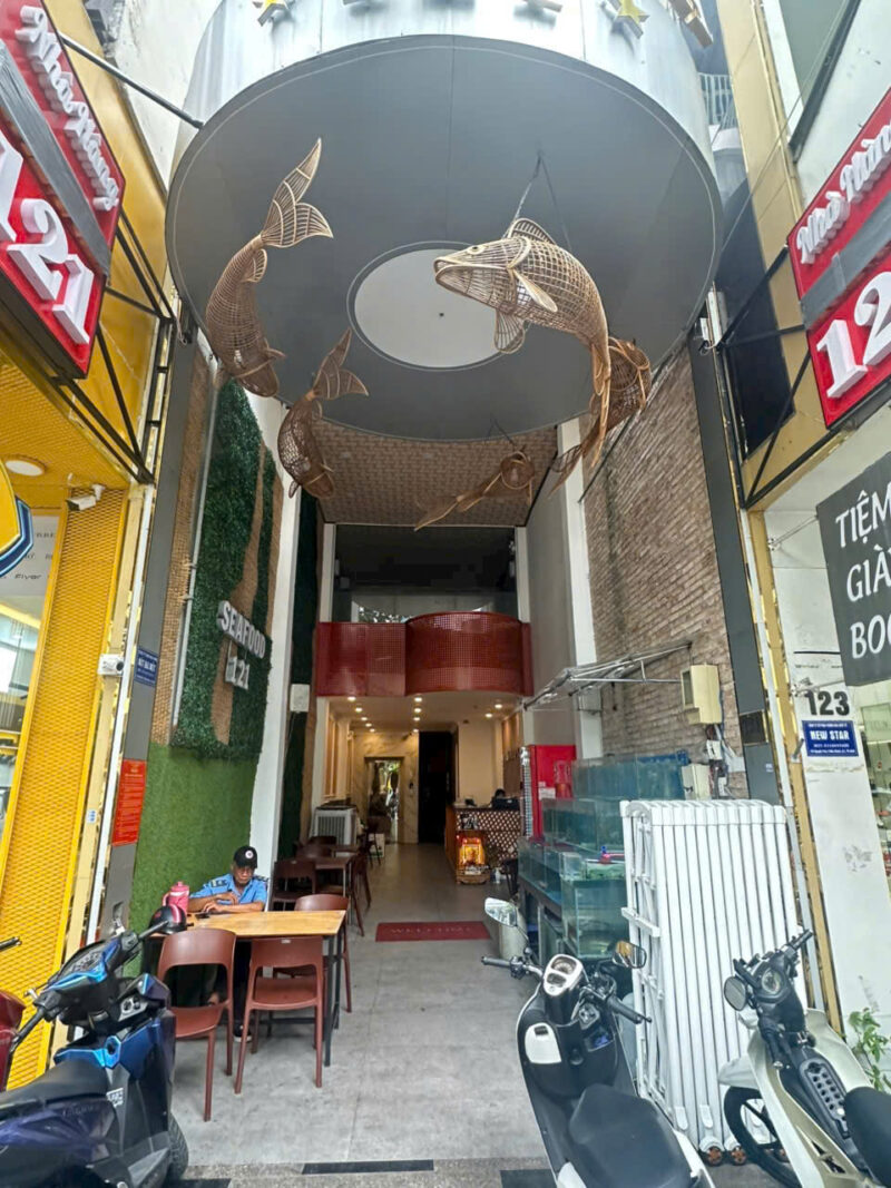 CHO THUÊ NHÀ MẶT TIỀN SỐ 121 ĐƯỜNG NGUYỄN TRÃI, PHƯỜNG BẾN NGHÉ, QUẬN 1, HỒ CHÍ MINH
