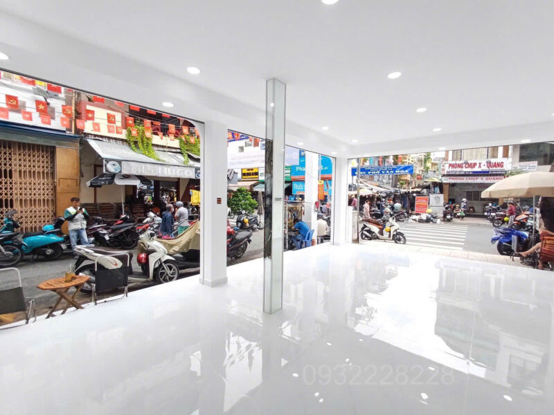 CHO THUÊ NHÀ GÓC 2 MẶT TIỀN SỐ 213 ĐƯỜNG NGUYỄN THIỆN THUẬT, PHƯỜNG 1, QUẬN 3, HỒ CHÍ MINH