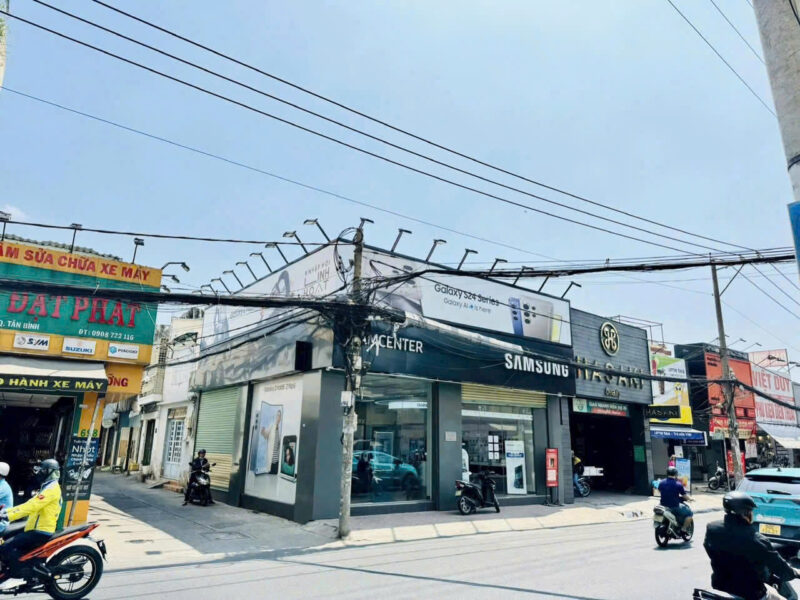 CHO THUÊ NHÀ GÓC 2 MẶT TIỀN SỐ 696 ĐƯỜNG ÂU CƠ, PHƯỜNG 14, QUẬN TÂN BÌNH, HỒ CHÍ MINH