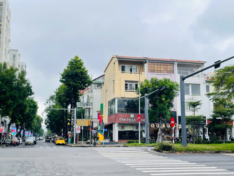 CHO THUÊ NHÀ GÓC 2 MẶT TIỀN SỐ 1000 ĐƯỜNG NGUYỄN VĂN LINH - PHẠM VĂN NGHỊ, PHƯỜNG TÂN PHONG, QUẬN 7, HỒ CHÍ MINH