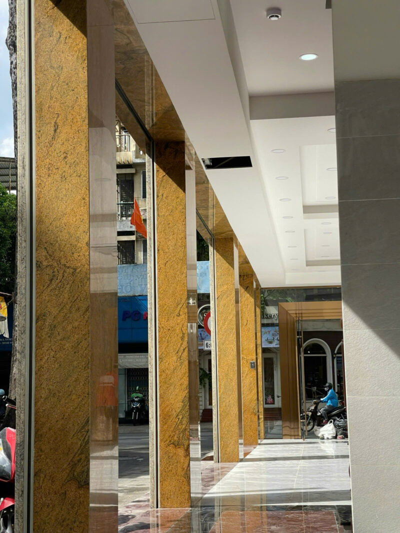 CHO THUÊ NHÀ GÓC 2 MẶT TIỀN SỐ 49B ĐƯỜNG CAO THẮNG, PHƯỜNG 3, QUẬN 3, HỒ CHÍ MINH