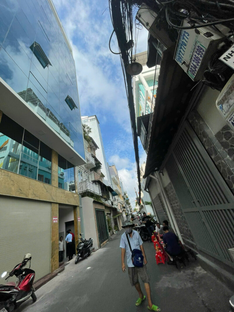 CHO THUÊ NHÀ GÓC 2 MẶT TIỀN SỐ 49B ĐƯỜNG CAO THẮNG, PHƯỜNG 3, QUẬN 3, HỒ CHÍ MINH