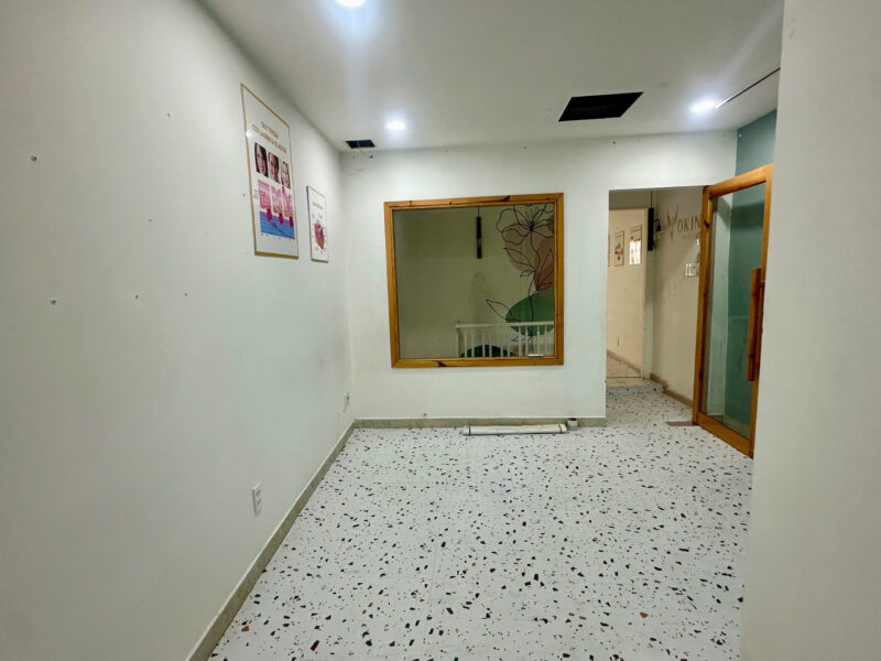 CHO THUÊ NHÀ MẶT TIỀN SỐ 20 ĐƯỜNG NGUYỄN VĂN NGUYỄN, PHƯỜNG TÂN ĐỊNH, QUẬN 1, HỒ CHÍ MINH