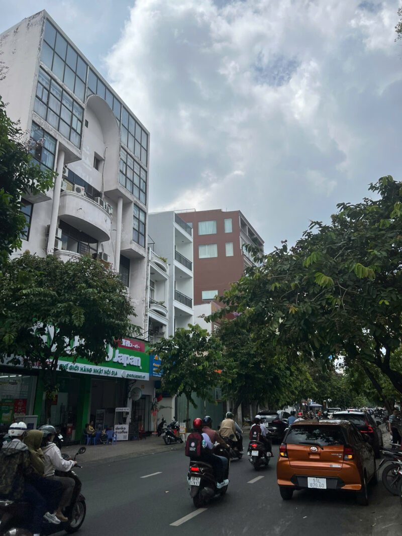 CHO THUÊ NHÀ MẶT TIỀN SỐ 207 ĐƯỜNG NGUYỄN ĐÌNH CHIỂU, PHƯỜNG 5, QUẬN 3, HỒ CHÍ MINH