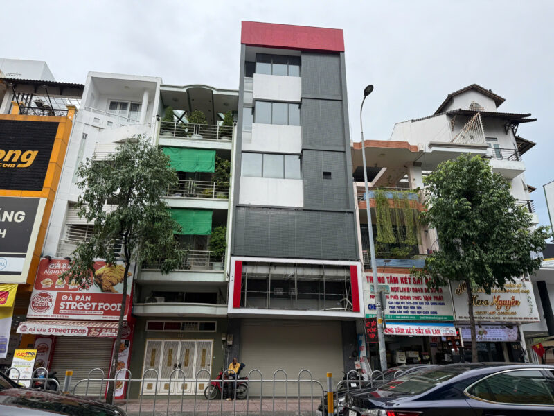 CHO THUÊ NHÀ MẶT TIỀN SỐ 130 ĐƯỜNG KHÁNH HỘI, PHƯỜNG 6, QUẬN 4, HỒ CHÍ MINH