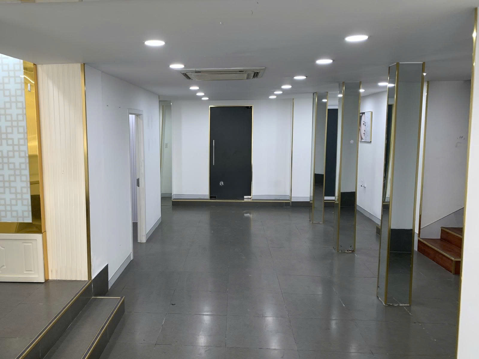 CHO THUÊ GÓC 2 MẶT TIỀN TRƯỚC SAU SỐ 307I ĐƯỜNG NGUYỄN VĂN TRỖI, PHƯỜNG 1, QUẬN TÂN BÌNH, HỒ CHÍ MINH CHO THUÊ GÓC 2 MẶT TIỀN TRƯỚC SAU SỐ 307I ĐƯỜNG NGUYỄN VĂN TRỖI, PHƯỜNG 1, QUẬN TÂN BÌNH, HỒ CHÍ MINH