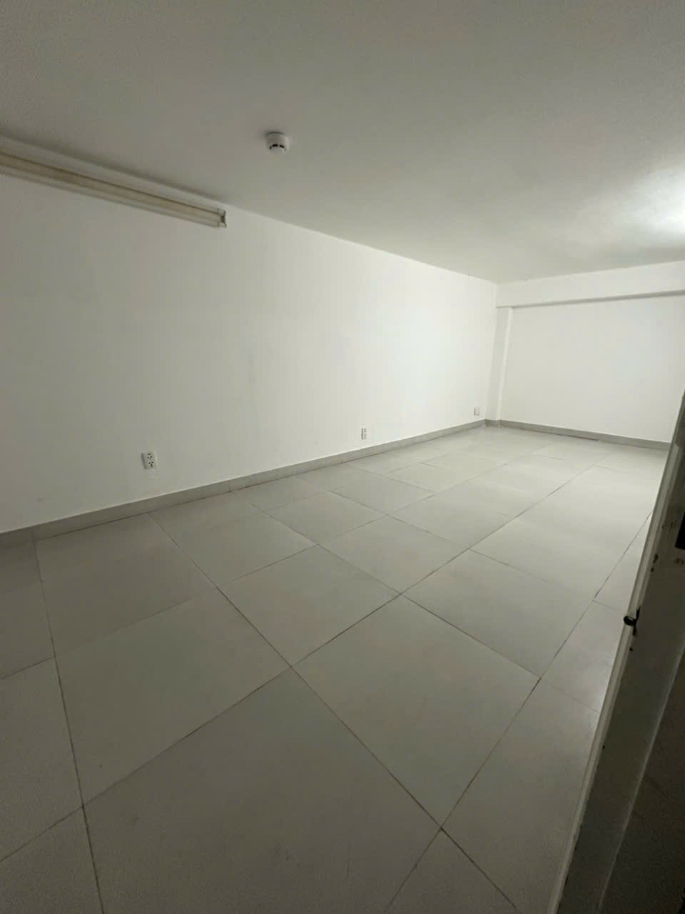 CHO THUÊ TOÀ NHÀ MẶT TIỀN SỐ 9 ĐƯỜNG TRẦN QUỐC THẢO, PHƯỜNG VÕ THỊ SÁU, QUẬN 3, HỒ CHÍ MINH CHO THUÊ TOÀ NHÀ MẶT TIỀN SỐ 9 ĐƯỜNG TRẦN QUỐC THẢO, PHƯỜNG VÕ THỊ SÁU, QUẬN 3, HỒ CHÍ MINH