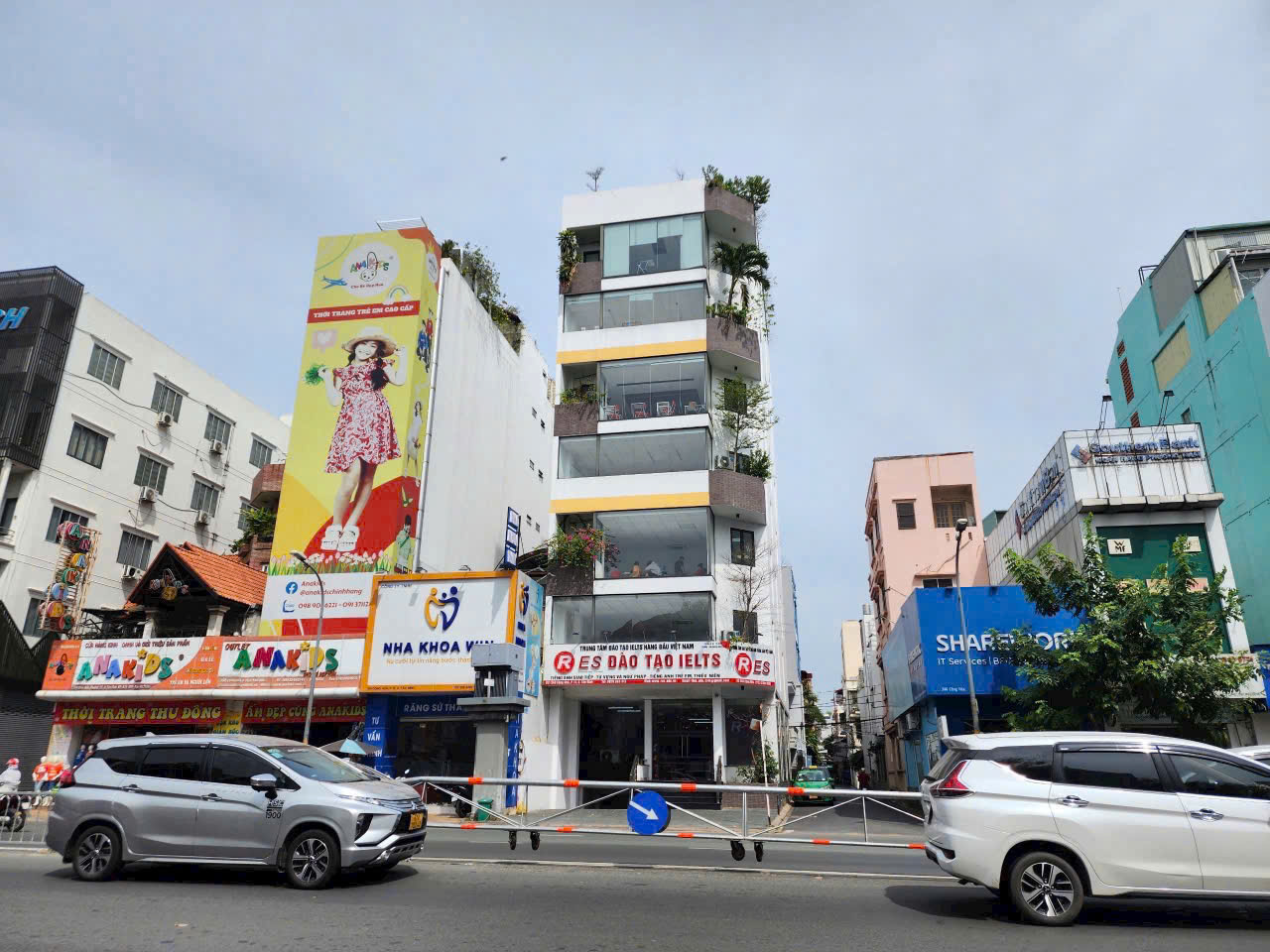 CHO THUÊ TOÀ NHÀ 2 MẶT TIỀN SỐ 348 ĐƯỜNG CỘNG HOÀ, PHƯỜNG 13, QUẬN TÂN BÌNH, HỒ CHÍ MINH CHO THUÊ TOÀ NHÀ 2 MẶT TIỀN SỐ 348 ĐƯỜNG CỘNG HOÀ, PHƯỜNG 13, QUẬN TÂN BÌNH, HỒ CHÍ MINH