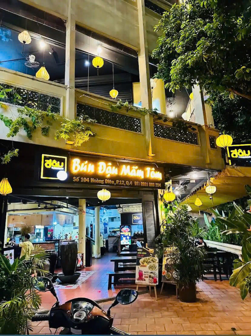 CHO THUÊ NHÀ GÓC 2 MẶT TIỀN SỐ 104 ĐƯỜNG HOÀNG DIỆU - LÊ QUỐC HƯNG, PHƯỜNG 13, QUẬN 4, HỒ CHÍ MINH