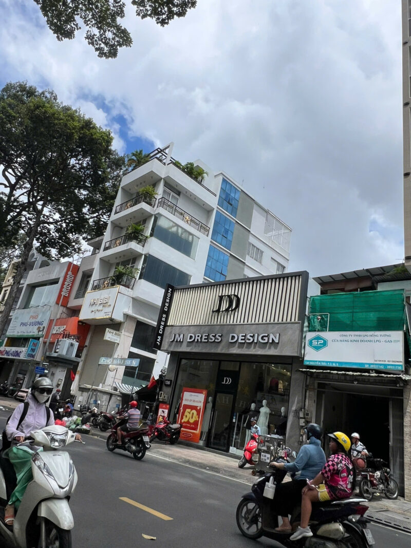 CHO THUÊ NHÀ MẶT TIỀN SỐ 132 ĐƯỜNG NGUYỄN TRÃI, PHƯỜNG 3, QUẬN 5, HỒ CHÍ MINH