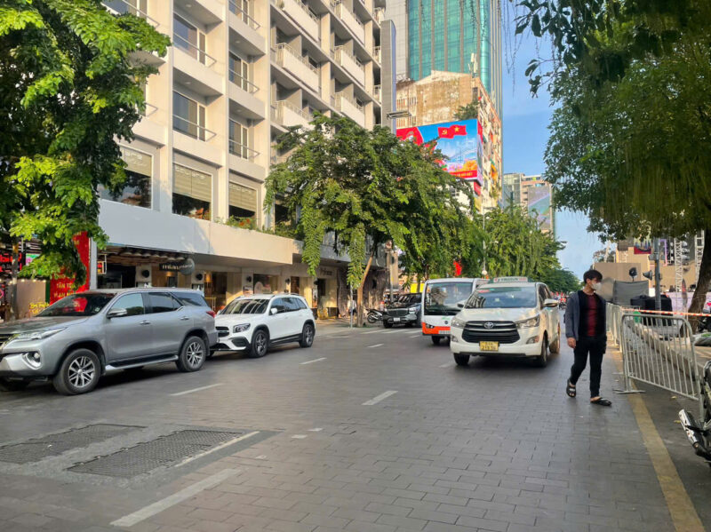 CHO THUÊ NHÀ MẶT TIỀN SỐ 68 ĐƯỜNG NGUYỄN HUỆ, PHƯỜNG BẾN NGHÉ, QUẬN 1, HỒ CHÍ MINH