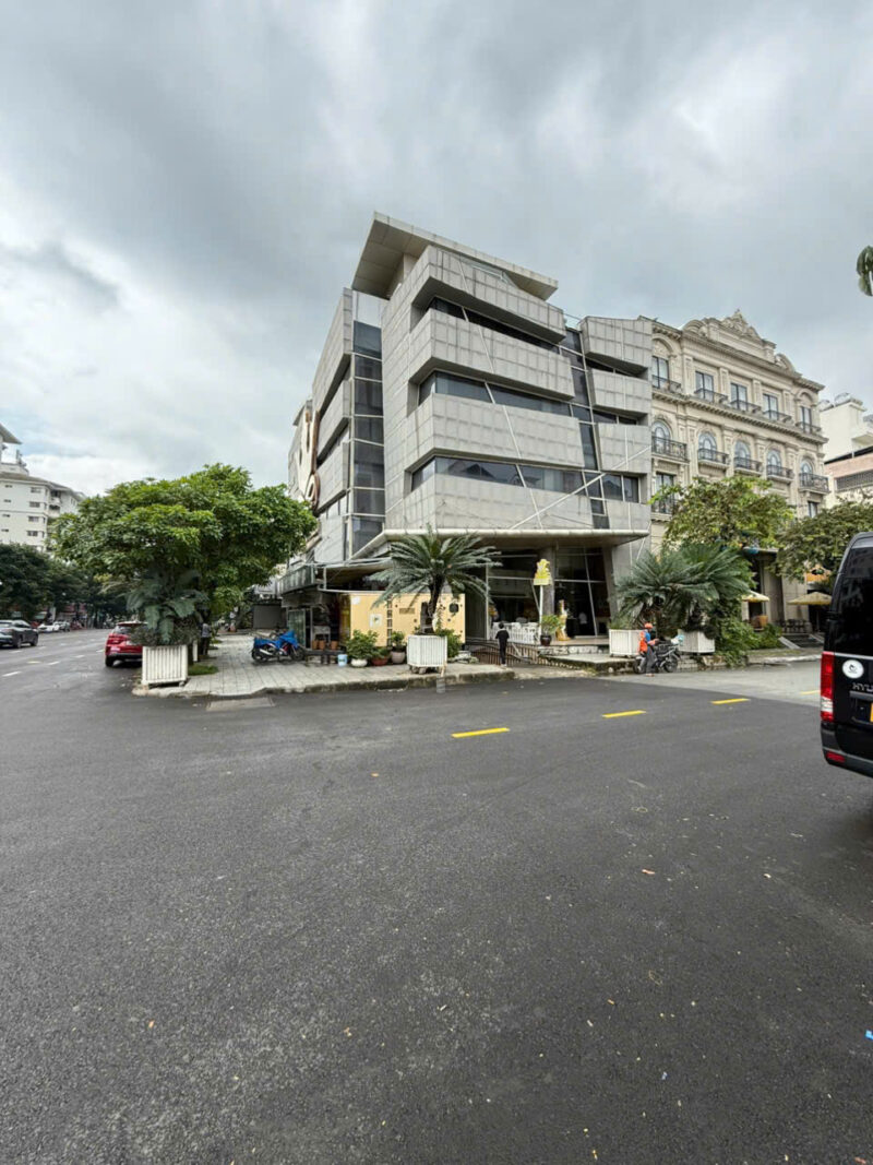 CHO THUÊ NHÀ GÓC 2 MT SỐ 49 ĐƯỜNG BÙI BẰNG ĐOÀN, PHƯỜNG TÂN PHONG, QUẬN 7, HỒ CHÍ MINH
