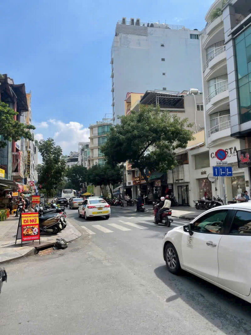 CHO THUÊ NHÀ MẶT TIỀN SỐ 273 ĐƯỜNG LÝ TỰ TRỌNG, PHƯỜNG BẾN THÀNH, QUẬN 1, HỒ CHÍ MINH