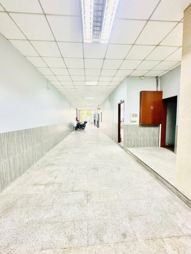 CHO THUÊ NHÀ MẶT TIỀN SỐ 11 HOÀNG DIỆU, PHƯỜNG 10, QUẬN PHÚ NHUẬN, HỒ CHÍ MINH