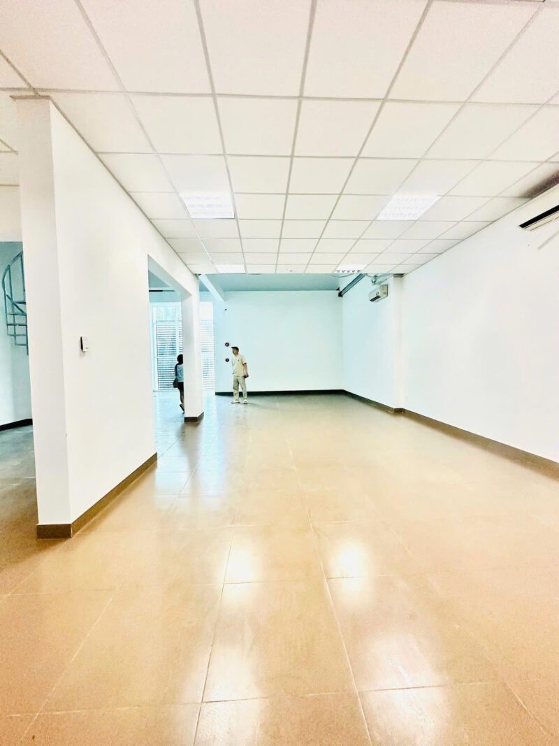 CHO THUÊ NHÀ MẶT TIỀN SỐ 11 HOÀNG DIỆU, PHƯỜNG 10, QUẬN PHÚ NHUẬN, HỒ CHÍ MINH