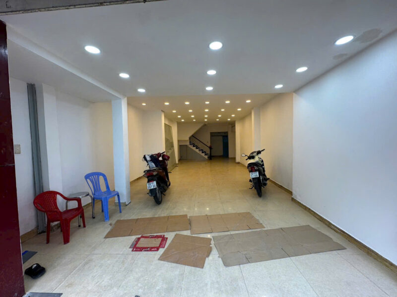 CHO THUÊ NHÀ MẶT TIỀN SỐ 70 ĐƯỜNG NGUYỄN THƯỢNG HIỀN, PHƯỜNG 5, QUẬN 3, HỒ CHÍ MINH
