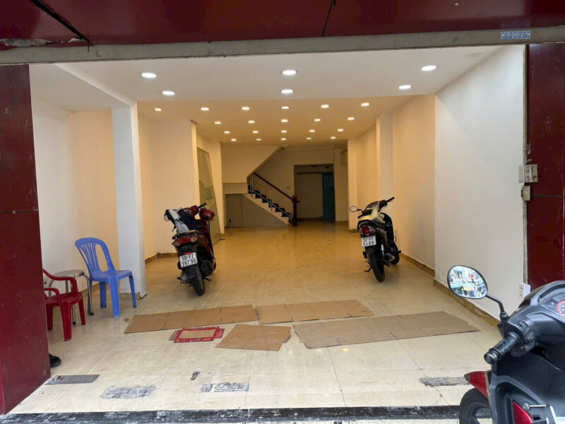 CHO THUÊ NHÀ MẶT TIỀN SỐ 70 ĐƯỜNG NGUYỄN THƯỢNG HIỀN, PHƯỜNG 5, QUẬN 3, HỒ CHÍ MINH