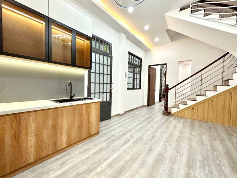 CHO THUÊ NHÀ SỐ 160/1 ĐƯỜNG NGUYỄN DUY DƯƠNG, PHƯỜNG 2, QUẬN 10, HỒ CHÍ MINH