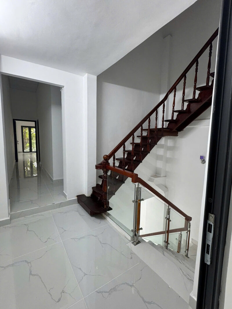 CHO THUÊ NHÀ MẶT TIỀN SỐ 6 ĐƯỜNG YERSIN, PHƯỜNG NGUYỄN THÁI BÌNH, QUẬN 1, HỒ CHÍ MINH