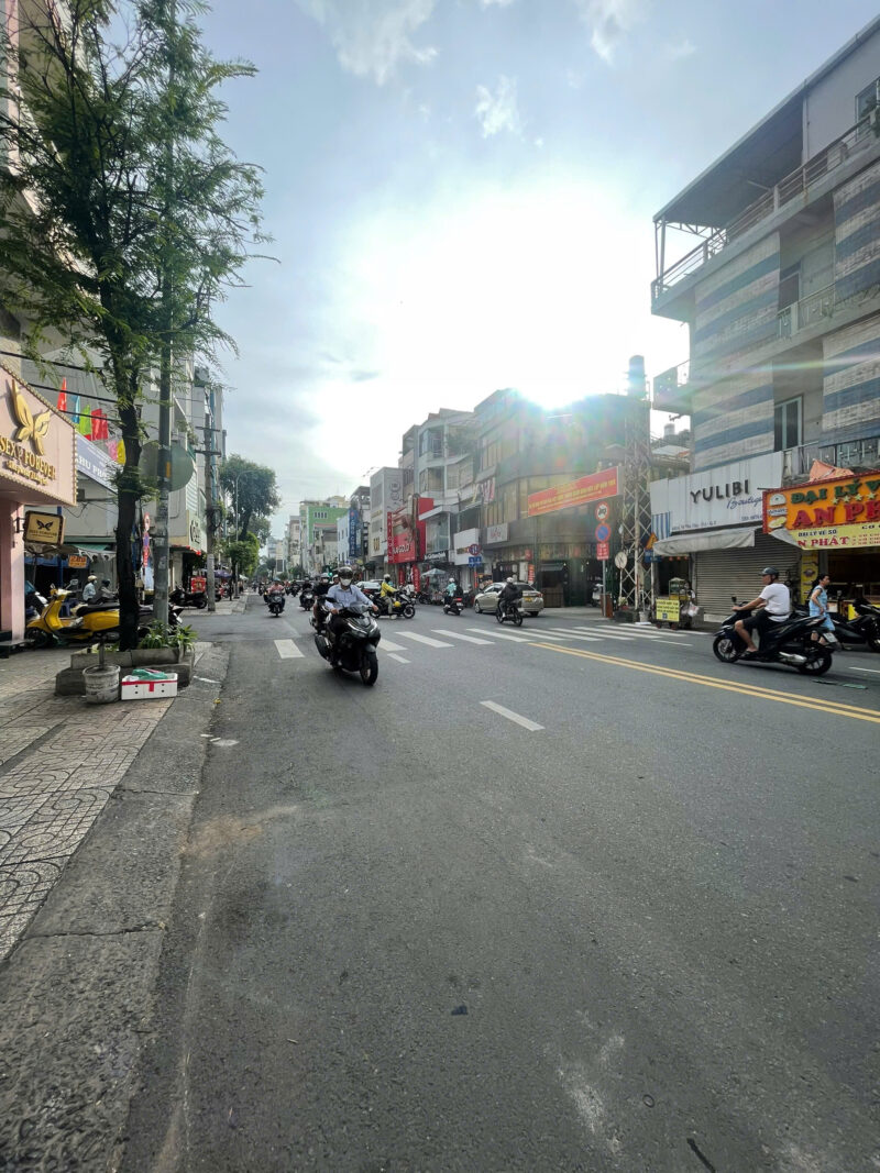 CHO THUÊ NHÀ MẶT TIỀN SỐ 262 ĐƯỜNG VÕ VĂN TẦN, PHƯỜNG 5, QUẬN 3, HỒ CHÍ MINH