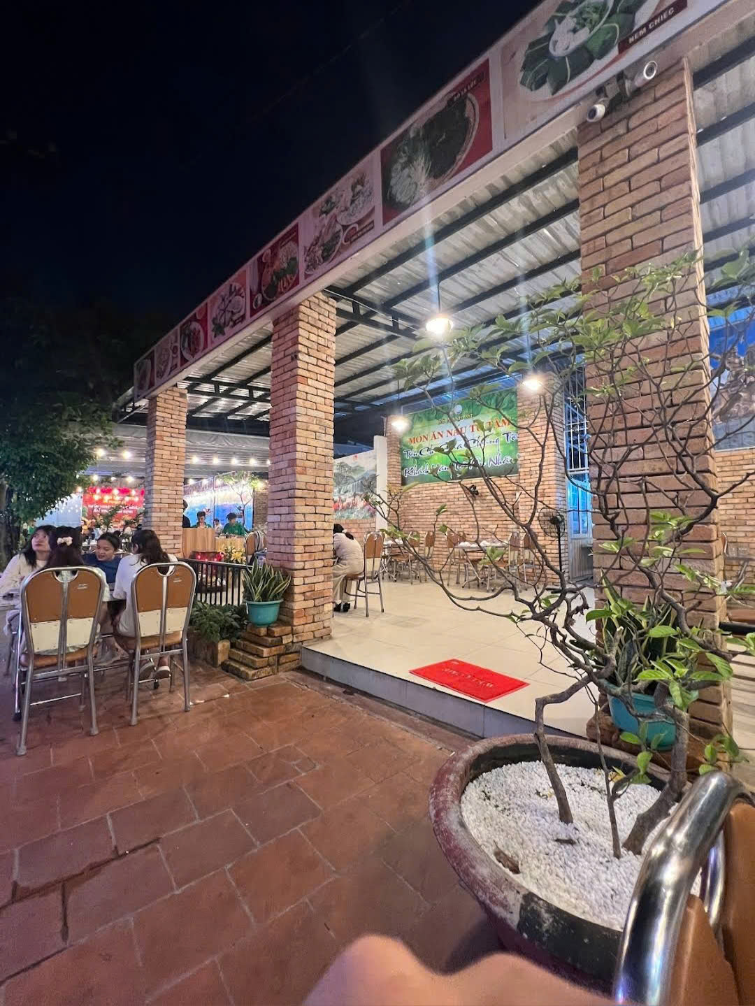 CHO THUÊ NHÀ GÓC 2 MẶT TIỀN SỐ 305 ĐƯỜNG ĐINH BỘ LĨNH, PHƯỜNG 26, QUẬN BÌNH THẠNH, HỒ CHÍ MINH CHO THUÊ NHÀ GÓC 2 MẶT TIỀN SỐ 305 ĐƯỜNG ĐINH BỘ LĨNH, PHƯỜNG 26, QUẬN BÌNH THẠNH, HỒ CHÍ MINH