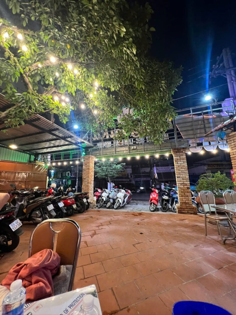 CHO THUÊ NHÀ GÓC 2 MẶT TIỀN SỐ 305 ĐƯỜNG ĐINH BỘ LĨNH, PHƯỜNG 26, QUẬN BÌNH THẠNH, HỒ CHÍ MINH