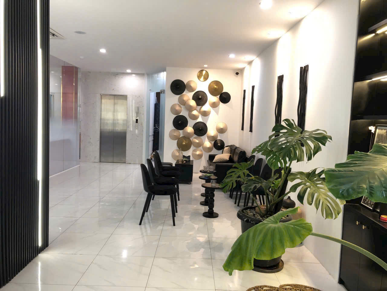CHO THUÊ NHÀ SỐ 115-115B ĐƯỜNG NGUYỄN CƯ TRINH PHƯỜNG NGUYỄN CƯ TRINH, QUẬN 1, HỒ CHÍ MINH CHO THUÊ NHÀ SỐ 115-115B ĐƯỜNG NGUYỄN CƯ TRINH PHƯỜNG NGUYỄN CƯ TRINH, QUẬN 1, HỒ CHÍ MINH