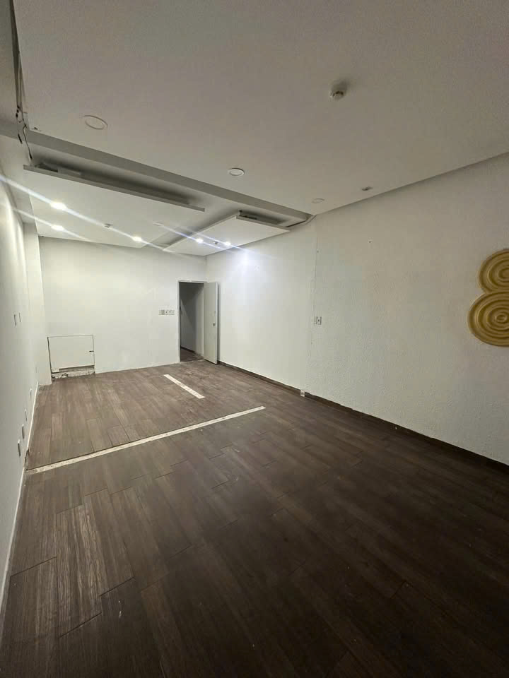 CHO THUÊ NHÀ MẶT TIỀN SỐ 170 BIS TRẦN HƯNG ĐẠO, PHƯỜNG NGUYỄN CƯ TRINH, QUẬN 1, HỒ CHÍ MINH CHO THUÊ NHÀ MẶT TIỀN SỐ 170 BIS TRẦN HƯNG ĐẠO, PHƯỜNG NGUYỄN CƯ TRINH, QUẬN 1, HỒ CHÍ MINH