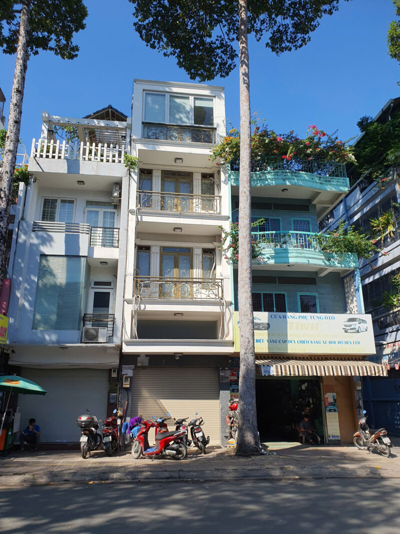 CHO THUÊ NHÀ MẶT TIỀN SỐ 299 ĐƯỜNG TRẦN BÌNH TRỌNG, PHƯỜNG 4, QUẬN 5, HỒ CHÍ MINH