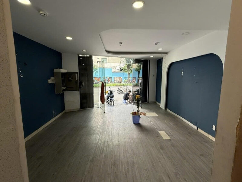 CHO THUÊ NHÀ MẶT TIỀN SỐ 580 ĐƯỜNG SƯ VẠN HẠNH, PHƯỜNG 10, QUẬN 10, HỒ CHÍ MINH
