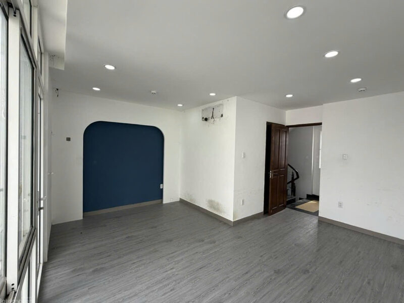 CHO THUÊ NHÀ MẶT TIỀN SỐ 580 ĐƯỜNG SƯ VẠN HẠNH, PHƯỜNG 10, QUẬN 10, HỒ CHÍ MINH