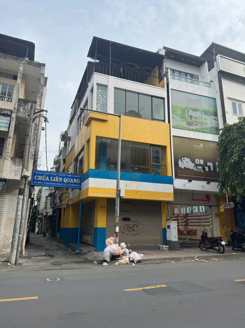CHO THUÊ NHÀ GÓC 2 MẶT TIỀN SỐ 611 ĐƯỜNG NGUYỄN ĐÌNH CHIỂU, PHƯỜNG 2, QUẬN 3, HỒ CHÍ MINH