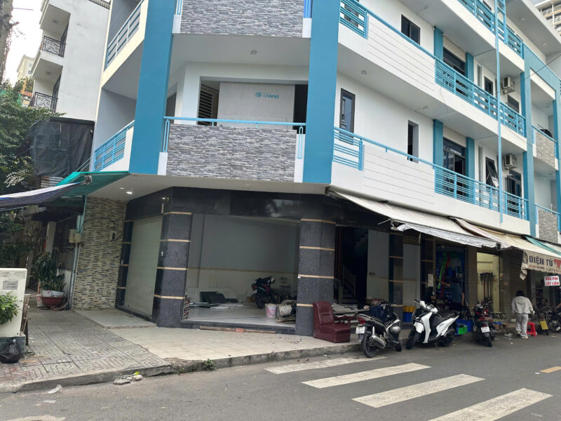 CHO THUÊ NHÀ GÓC 2 MẶT TIỀN SỐ 326 ĐƯỜNG TÂN PHƯỚC, PHƯỜNG 6, QUẬN 10, HỒ CHÍ MINH