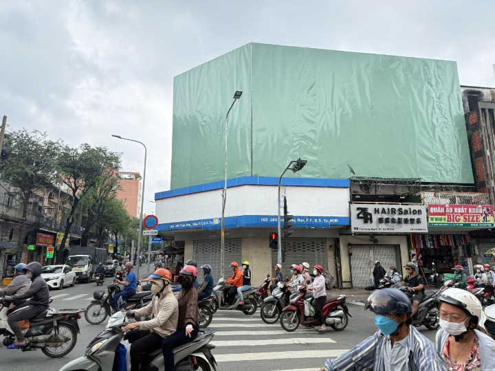 CHO THUÊ NHÀ GÓC 2 MẶT TIỀN SỐ 176-182-184 TRẦN HƯNG ĐẠO, PHƯỜNG 7, QUẬN 5, HỒ CHÍ MINH CHO THUÊ NHÀ GÓC 2 MẶT TIỀN SỐ 176-182-184 TRẦN HƯNG ĐẠO, PHƯỜNG 7, QUẬN 5, HỒ CHÍ MINH