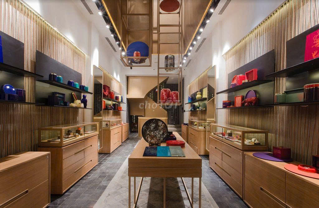 CHO THUÊ NHÀ MẶT TIỀN SỐ 15 ĐƯỜNG ĐÔNG DU, PHƯỜNG BẾN NGHÉ, QUẬN 1, HỒ CHÍ MINH CHO THUÊ NHÀ MẶT TIỀN SỐ 15 ĐƯỜNG ĐÔNG DU, PHƯỜNG BẾN NGHÉ, QUẬN 1, HỒ CHÍ MINH