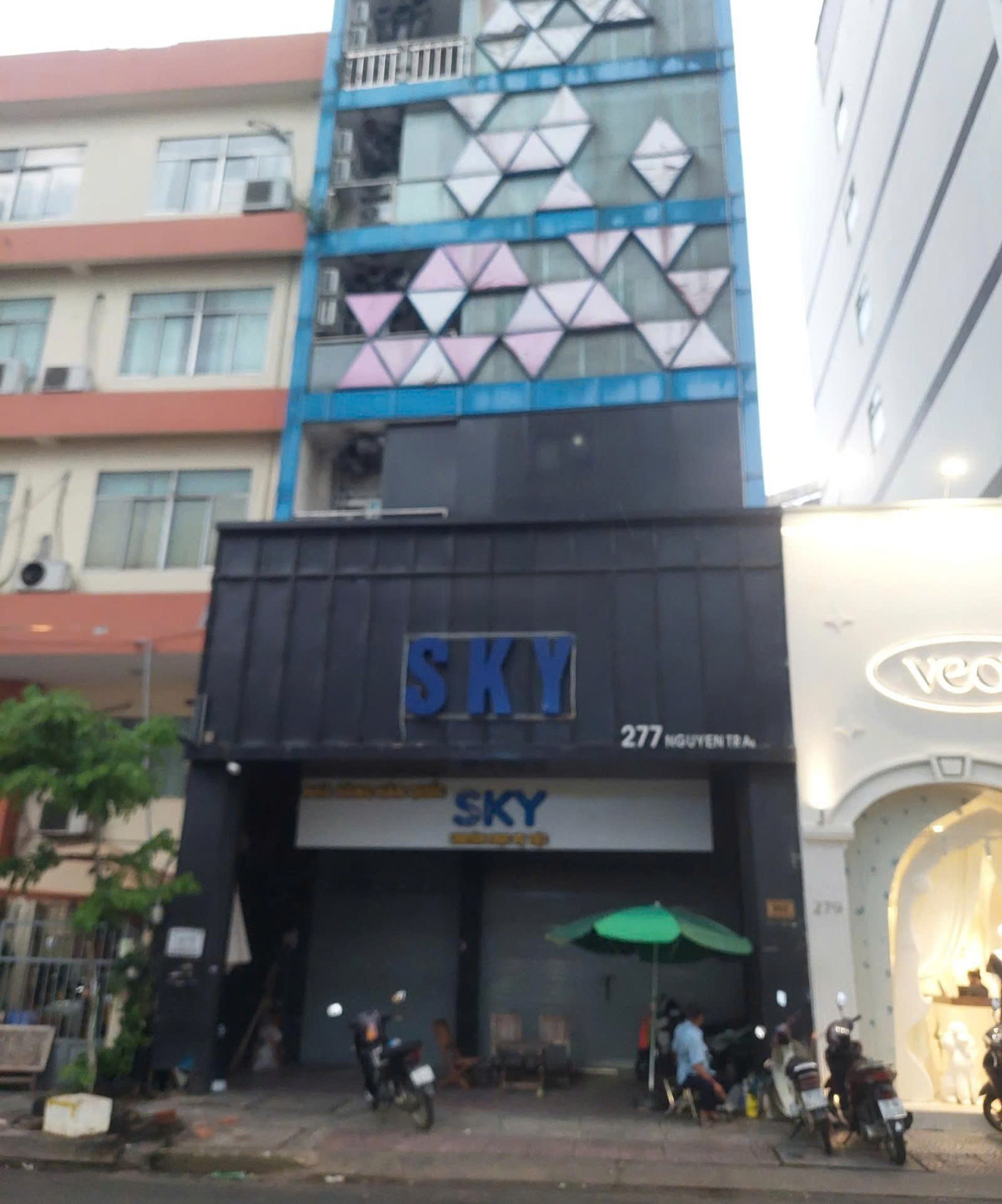 CHO THUÊ NHÀ MẶT TIỀN SỐ 277 ĐƯỜNG NGUYỄN TRÃI, PHƯỜNG NGUYỄN CƯ TRINH, QUẬN 1, HỒ CHÍ MINH CHO THUÊ NHÀ MẶT TIỀN SỐ 277 ĐƯỜNG NGUYỄN TRÃI, PHƯỜNG NGUYỄN CƯ TRINH, QUẬN 1, HỒ CHÍ MINH