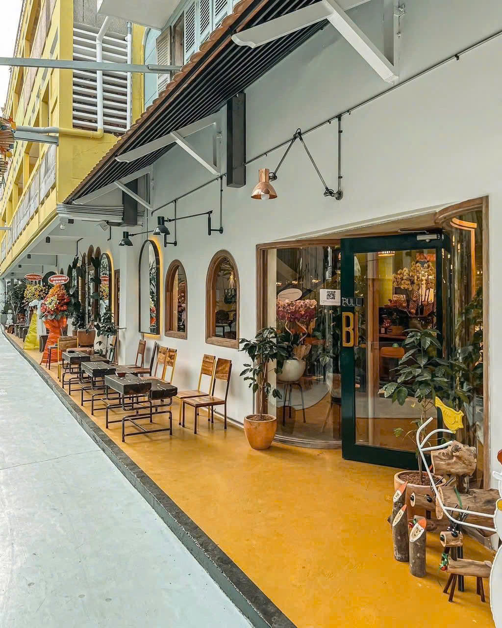 CHO THUÊ NHÀ MẶT TIỀN SỐ 19 ĐƯỜNG TRẦN CAO VÂN, PHƯỜNG ĐA KAO, QUẬN 1, HỒ CHÍ MIN CHO THUÊ NHÀ MẶT TIỀN SỐ 19 ĐƯỜNG TRẦN CAO VÂN, PHƯỜNG ĐA KAO, QUẬN 1, HỒ CHÍ MIN