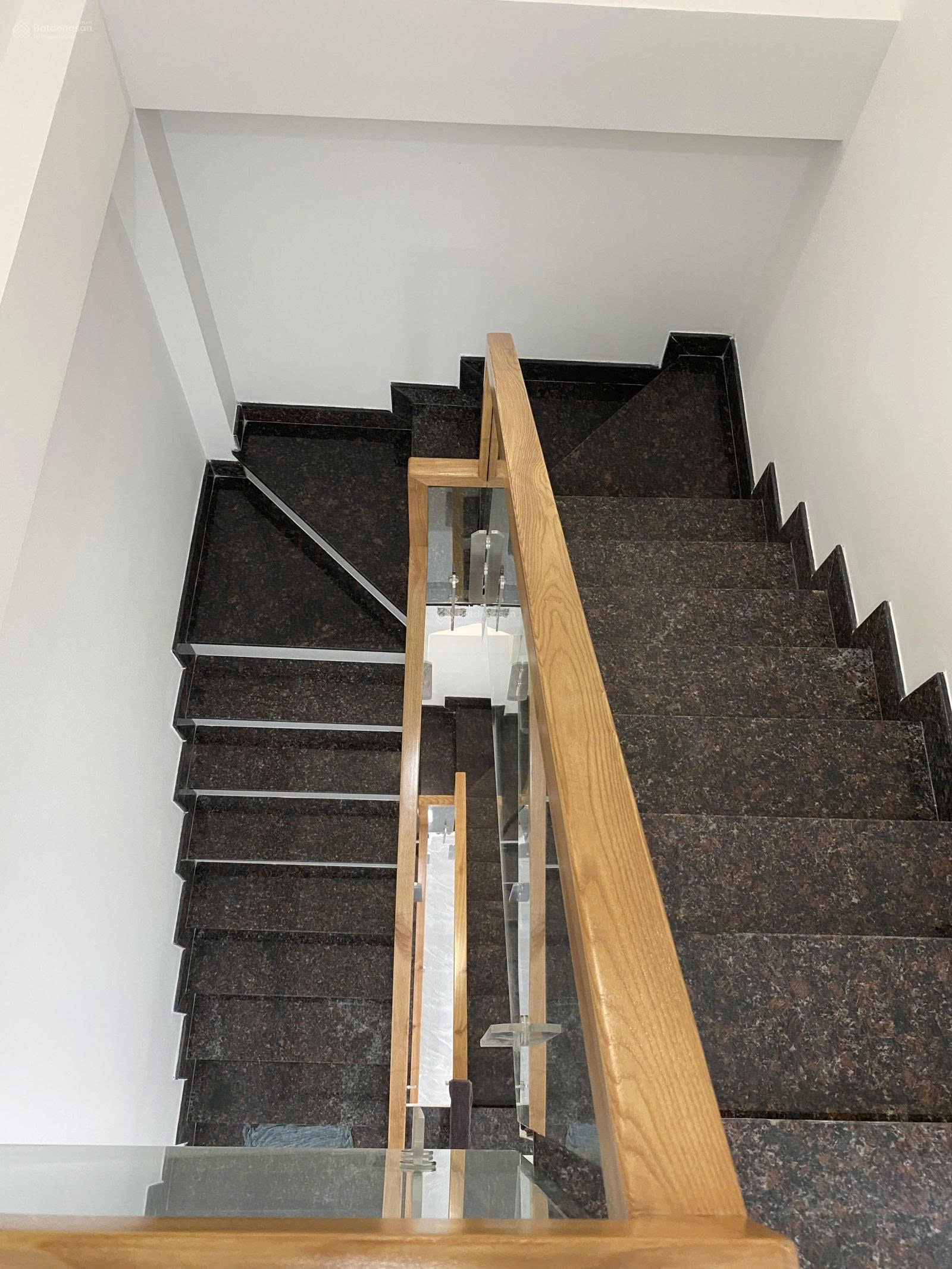 CHO THUÊ NHÀ MẶT TIỀN SỐ 382 ĐƯỜNG 3/2, PHƯỜNG 12, QUẬN 10, HỒ CHÍ MINH CHO THUÊ NHÀ MẶT TIỀN SỐ 382 ĐƯỜNG 3/2, PHƯỜNG 12, QUẬN 10, HỒ CHÍ MINH