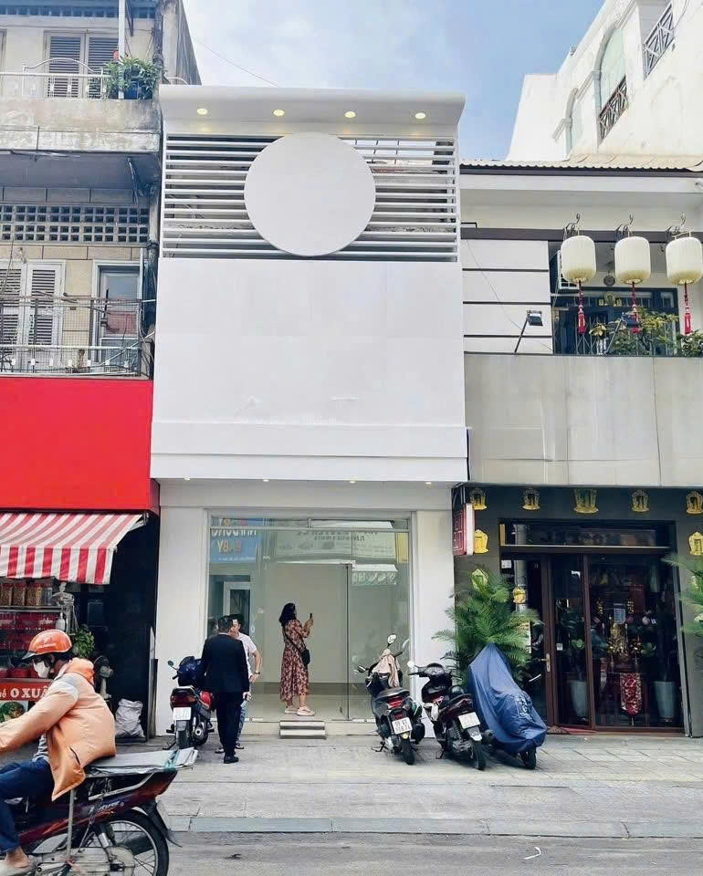 CHO THUÊ NHÀ MẶT TIỀN SỐ 20 ĐƯỜNG NGUYỄN HỮU CẦU, PHƯỜNG TÂN ĐỊNH, QUẬN 1, HỒ CHÍ MINH CHO THUÊ NHÀ MẶT TIỀN SỐ 20 ĐƯỜNG NGUYỄN HỮU CẦU, PHƯỜNG TÂN ĐỊNH, QUẬN 1, HỒ CHÍ MINH