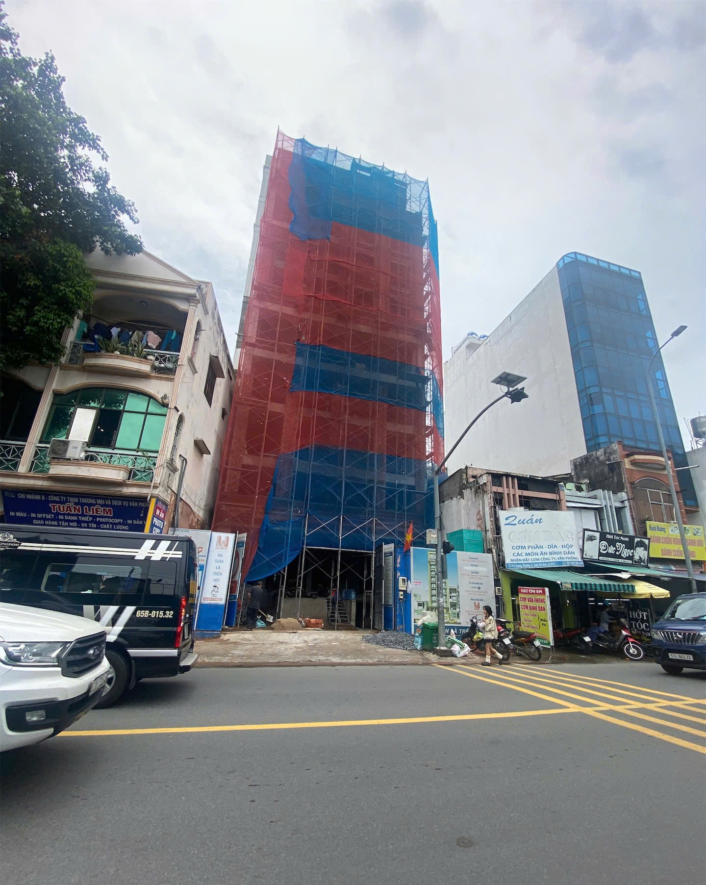 CHO THUÊ TOÀ NHÀ MẶT TIỀN SỐ 9-11-13 ĐƯỜNG PHỔ QUANG PHƯỜNG 2 QUẬN TÂN BÌNH, HỒ CHÍ MINH CHO THUÊ TOÀ NHÀ MẶT TIỀN SỐ 9-11-13 ĐƯỜNG PHỔ QUANG PHƯỜNG 2 QUẬN TÂN BÌNH, HỒ CHÍ MINH