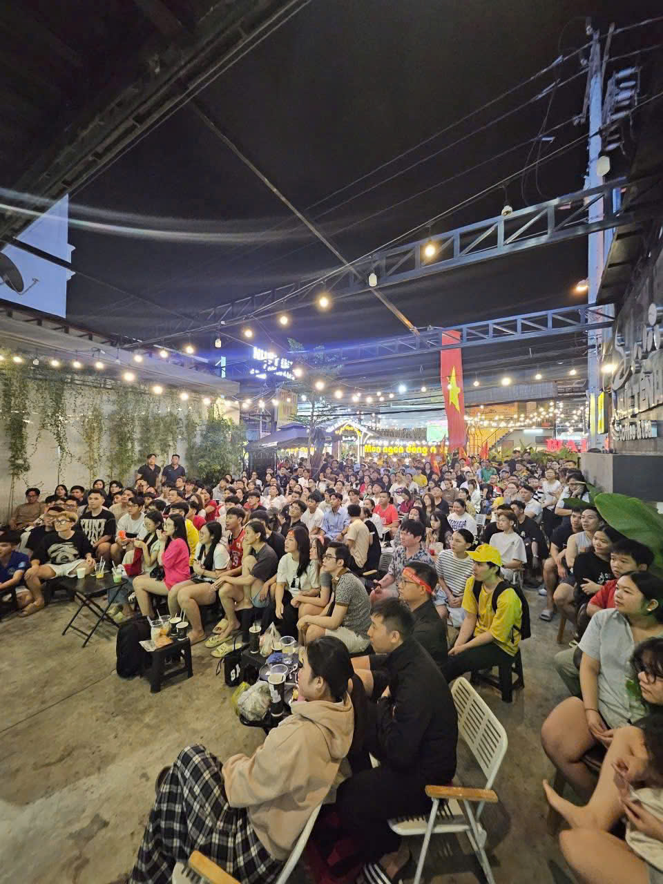 CHO THUÊ NHÀ GÓC 2MT SỐ 552 ĐƯỜNG LÊ VĂN LƯƠNG PHƯỜNG TÂN PHONG QUẬN 7 HỒ CHÍ MINH CHO THUÊ NHÀ GÓC 2MT SỐ 552 ĐƯỜNG LÊ VĂN LƯƠNG PHƯỜNG TÂN PHONG QUẬN 7 HỒ CHÍ MINH