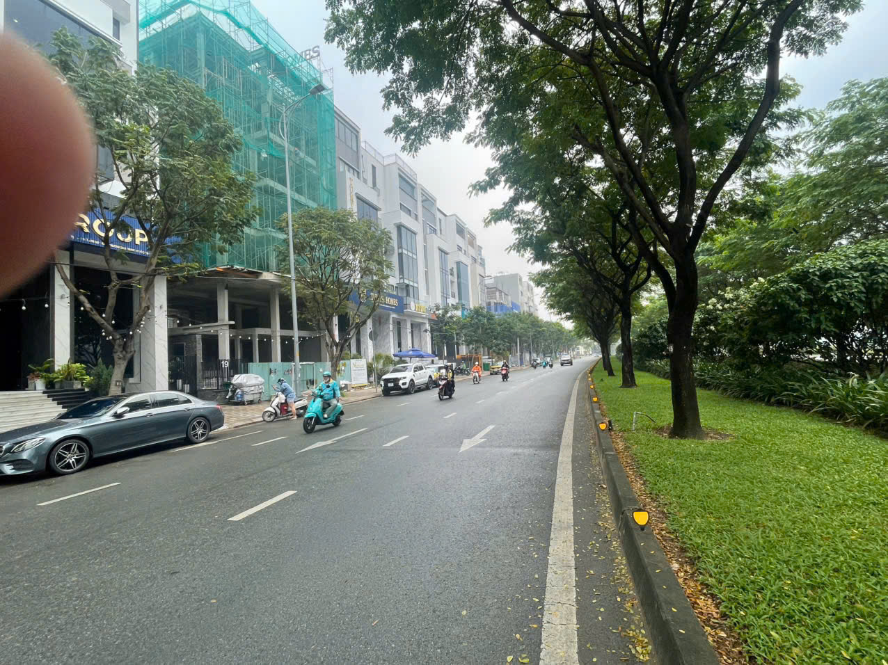 CHO THUÊ TOÀ NHÀ MẶT TIỀN SỐ 17 ĐƯỜNG TRẦN QUÝ KIÊN, PHƯỜNG BÌNH TRƯNG TÂY, QUẬN 2, HỒ CHÍ MINH CHO THUÊ TOÀ NHÀ MẶT TIỀN SỐ 17 ĐƯỜNG TRẦN QUÝ KIÊN, PHƯỜNG BÌNH TRƯNG TÂY, QUẬN 2, HỒ CHÍ MINH